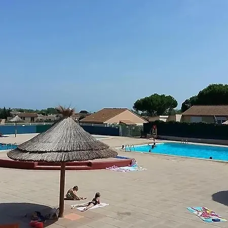 בית נופש Romari, Plage A Pied ונדרה
